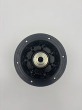 Load image into Gallery viewer, Kawasaki KX80 1986-1987 Front Hub P/N 41034-1137