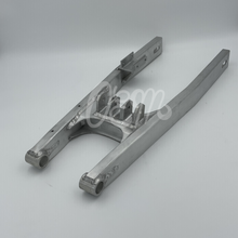 Load image into Gallery viewer, Kawasaki KX80J 1987 Swingarm P/N 33001-1284