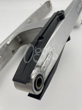 Load image into Gallery viewer, Kawasaki KX80 1985-1987 Chain Slider Set