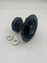 Load image into Gallery viewer, Kawasaki KX80 1986-1987 Front Hub P/N 41034-1137
